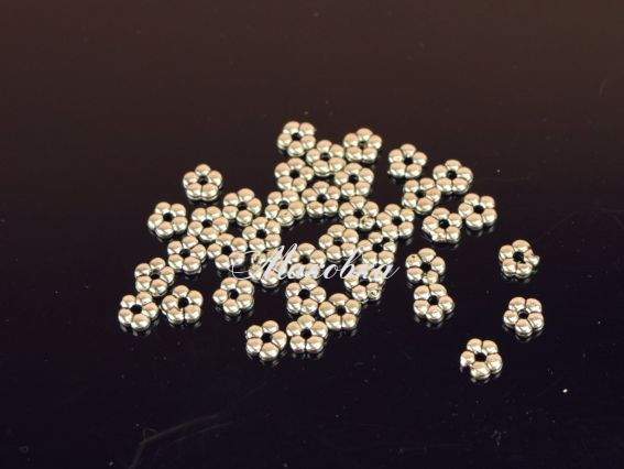 Металеві намистини №81 Квіточки плоскі 6*2мм, античне срібло 5 гр Металеві намистини №81 Квіточки плоскі 6*2мм, античне срібло 5 гр