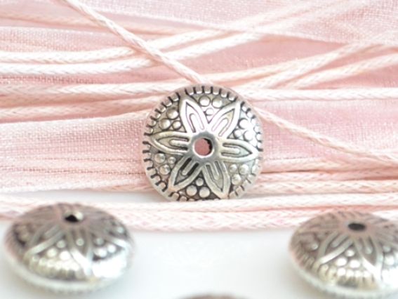 Металлическая бусина №48, Круглая с цветком 12х6 мм, античное серебро, 50 шт Металлическая бусина №48, Круглая с цветком 12х6 мм, античное серебро, 50 шт