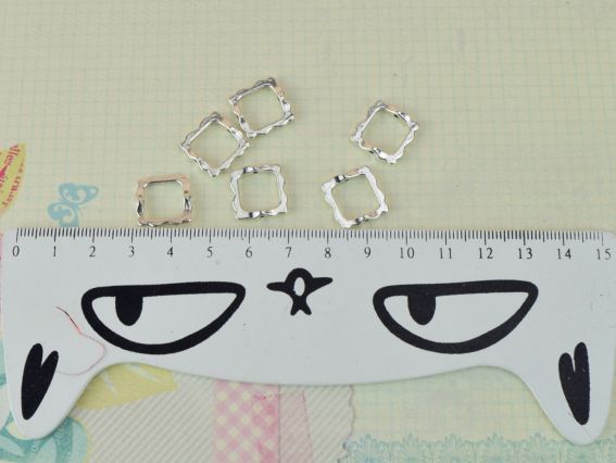 Бусинка металева №77 Квадратна рамка, колір срібло, 1 шт