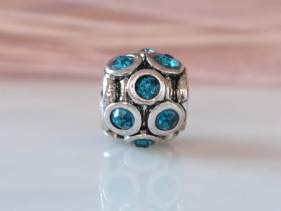 Бусина метал. со стразами №117 голубая Бусина метал. со стразами №117 голубая