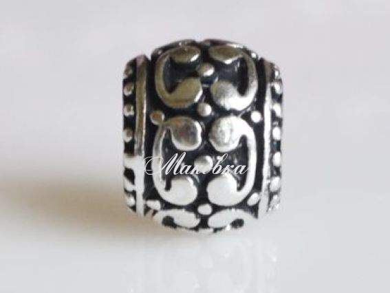 Бусина МФ-64  узорчатая с черным