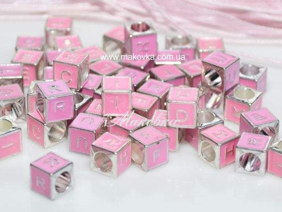 Бусина эмалевая ЭМ-10 кубик Буква 7х7 мм Бусина эмалевая ЭМ-10 кубик Буква 7х7 мм