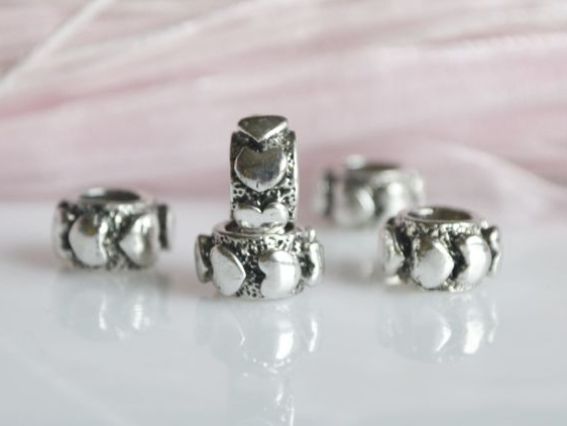 Бусина Пандора метал-я Фигурная С сердечками выпуклыми (МФ-60) Бусина Пандора метал-я Фигурная С сердечками выпуклыми (МФ-60)