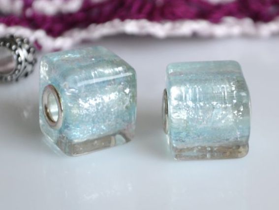 Бусина Пандора Lampwork квадрат №92 голубая Бусина Пандора Lampwork квадрат №92 голубая