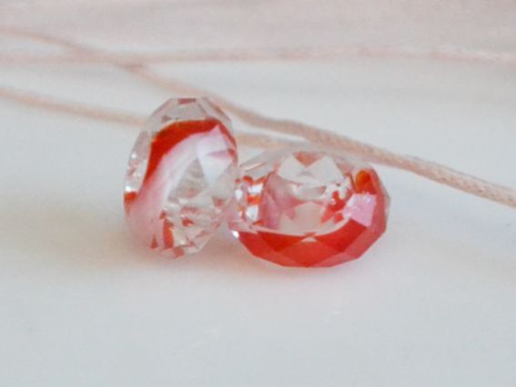 Бусина Пандора-стиля хрусталь 28 красно-белая (без трубы) Бусина Пандора-стиля хрусталь 28 красно-белая (без трубы)