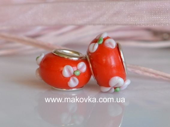 Бусина Пандора Lampwork №134 красная с белыми цветами Бусина Пандора Lampwork №134 красная с белыми цветами