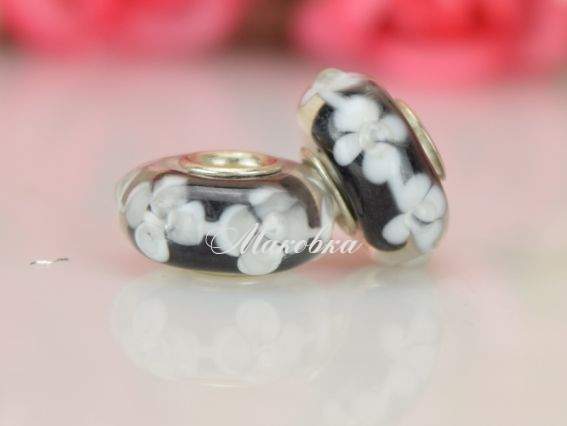 Бусина Евро Lampwork №117 прозрачная, черная с белыми цветами