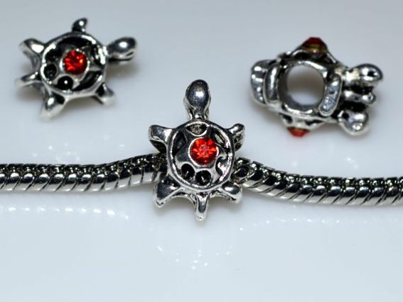 Бусина пандора метал. со стразами №13 черепаха красная Бусина пандора метал. со стразами №13 черепаха красная