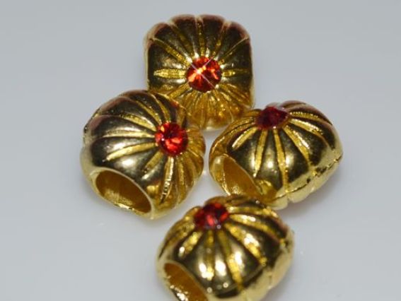 Бусина пандора метал. со стразами №25 лучики красный Бусина пандора метал. со стразами №25 лучики красный