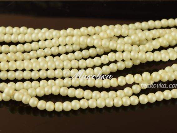Матовый жемчуг 4 мм №12 (светлый молочный), низка