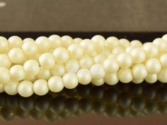 Матовый жемчуг 6 мм №12 молочный, 1 низка