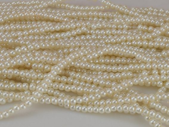 Намистини перлинні склокерамічні 4 мм, №02 колір Ivory-white, низка