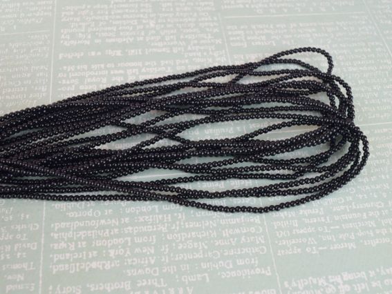 70449-2 Preciosa Перли 2 мм скляні, чорні, 1 низка