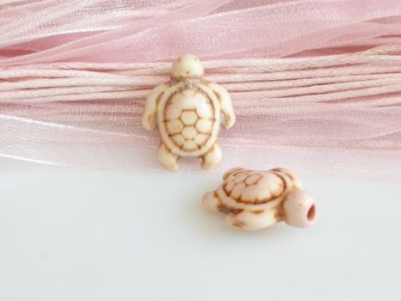 Бусина БК-26-3 Черепаха 18х14х7 мм бирюза, 1 шт белая Бусина БК-26-3 Черепаха 18х14х7 мм бирюза, 1 шт белая