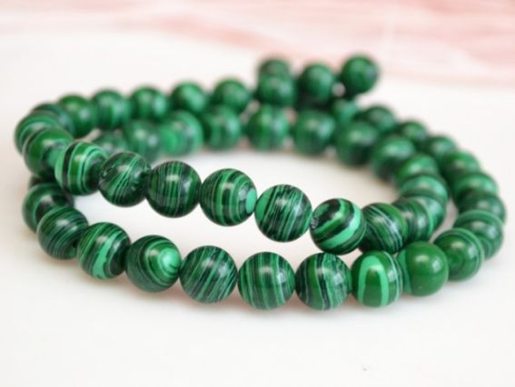 Бусины НК-71 Малахитовые, шар, 8 мм, низка Бусины НК-71 Малахитовые, шар, 8 мм, низка