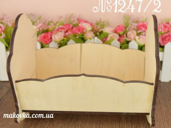 Кровать-качалка большая №1247/2 сплошная, из фанеры , 21х15х17 см Кровать-качалка большая №1247/2 сплошная, из фанеры , 21х15х17 см