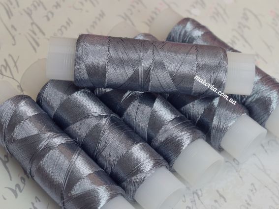 Метализированная нить люрекс LUTS цвет  0906 серый ЛР40 100м,