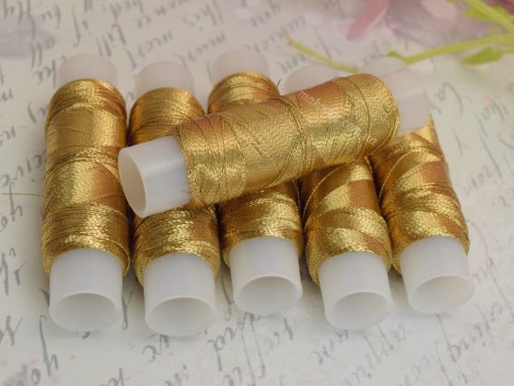 Металізована нитка люрекс LUTS колір 517-N золото ЛР40 100м,