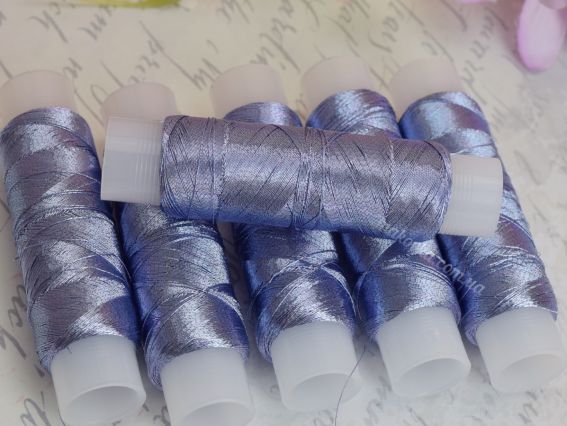 Метализированная нить люрекс LUTS цвет 0916 голубой ЛР40 100м,