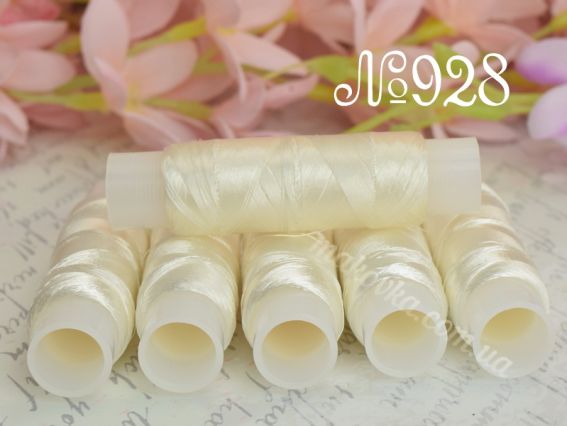 Люрекс LUTS колір  0928 білий 100м,  1 котушка