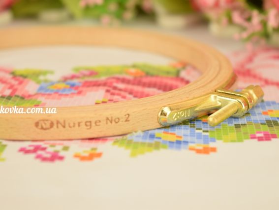 П'яльця дерев'яні з гвинтом 100-3 Nurge , д=130мм, висота обідка 8мм