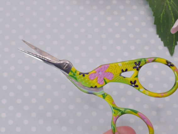 Ножницы для обрезки ниток  Цапельки с рисунком салатово-жёлто-розовые, длина 9,4 см,