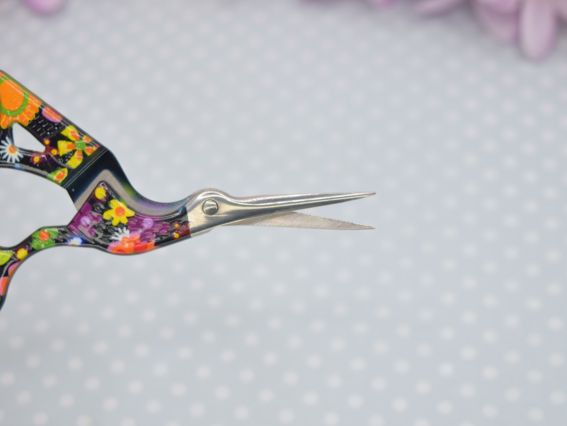 Ножиці для обрізки ниток Чапельки з квітковим малюнком чорні, довжина 9,4 см, 