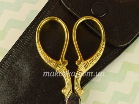 Ножиці для рукоділля універсальні прямі 13см с з позолоченими ручками, в шкіряному чохлі, М274G Tamsco