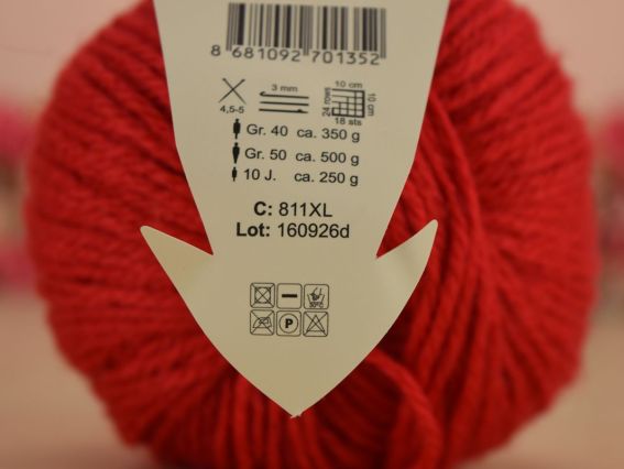 811XL червоний