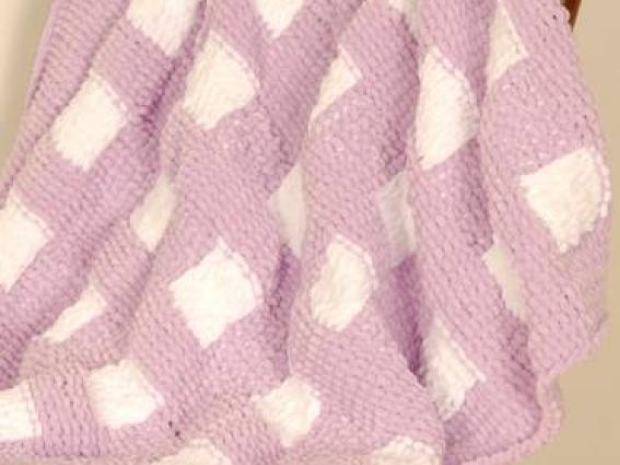 Приклади виробів з ниток Dolphin