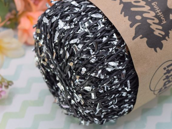 Нитка Конфетті Рафія Мілда Confetti Milda knitting yarns стрічкова пряжа