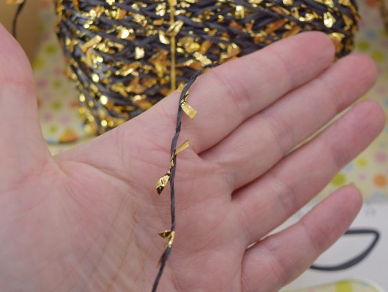 Нитка Конфетті Рафія Мілда Confetti Milda knitting yarns стрічкова пряжа