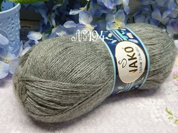 194 сірий рябий