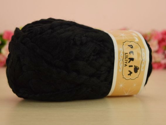 Liliya Peria черный