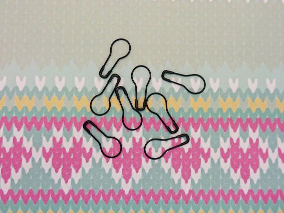 Подарунковий Бокс для в'язальниці від Маковка з плюшевою пряжею, 20 кольорів, 2 гачка, маркери