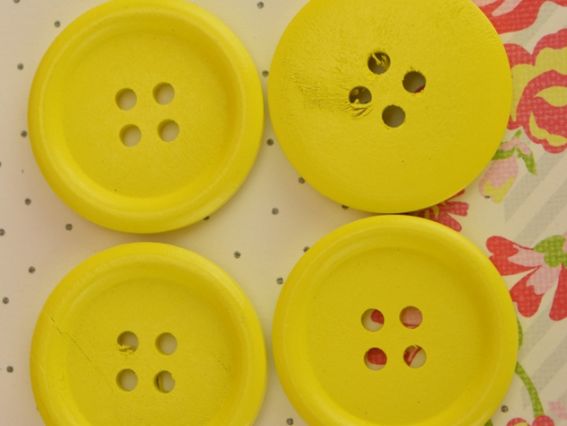 Гудзик дерев'яний круглий 30 мм, 1 шт, колір на вибір Желтая