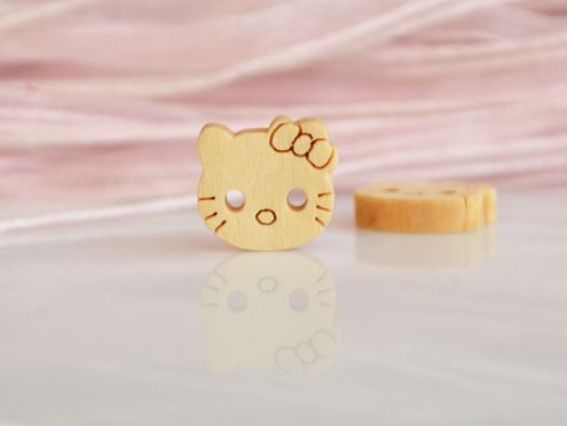 Пуговица Кити, 1 шт (деревянная) Пуговица Кити, 1 шт (деревянная)