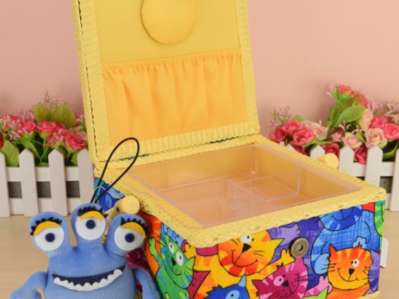 Шкатулка для рукоделия квадратная, РТО 3859-RT-27D, 19,5х19,5х13,5 см Яркие коты