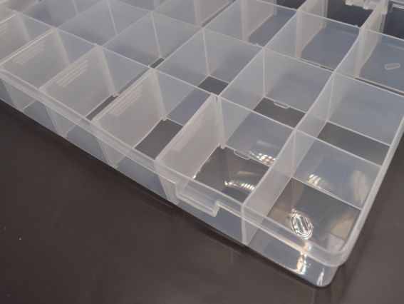 Велика Коробка для бісеру та дрібниць, 28 комірок 34,5*21,5*4,5см W030-A132-B001A