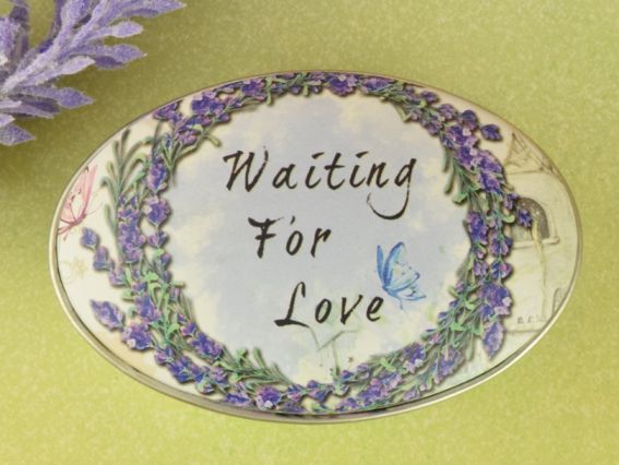 Коробочка жестяная с рисунком Лаванда, Овальная, 7х4,5 см, 1 шт, рисунок на выбор №12