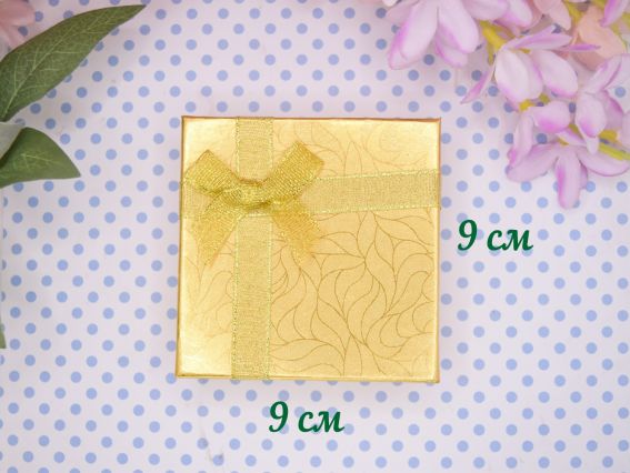 Подарочная коробочка для украшений 90х90х30 мм, картонная с бантиком, золотая