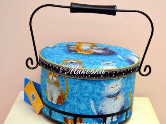 Шкатулка для рукоделия  РТО  2373-RT-52, пушистые помощники круглая Шкатулка для рукоделия  РТО  2373-RT-52, пушистые помощники круглая