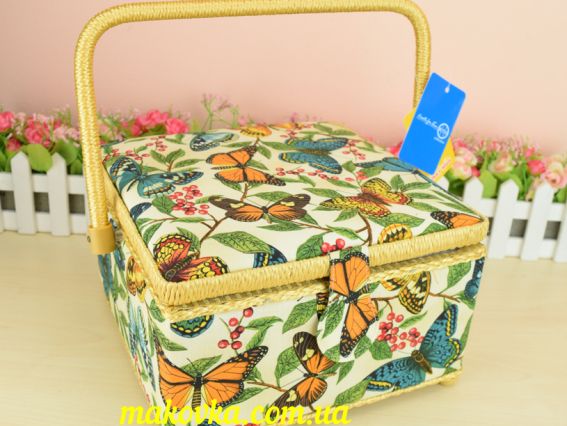 Шкатулка для рукоділля РТО 3971-RT-32, 23х23х14 см Метелики і ягідки квадратна Шкатулка для рукоділля РТО 3971-RT-32, 23х23х14 см Метелики і ягідки квадратна