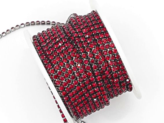 Ланцюг хром з темно червоним стразами , 10 сантиметрів SS-08-В , колір C1127-Dark Siam