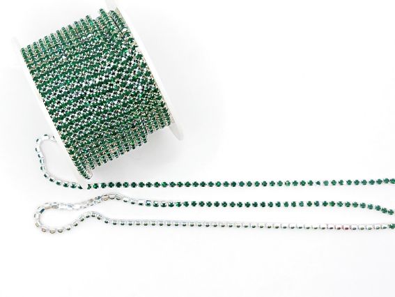 Ланцюг зі стразами SS-08-В срібло із смарагдом , 10 сантиметрів Ланцюг зі стразами SS-08-В срібло із смарагдом , 10 сантиметрів