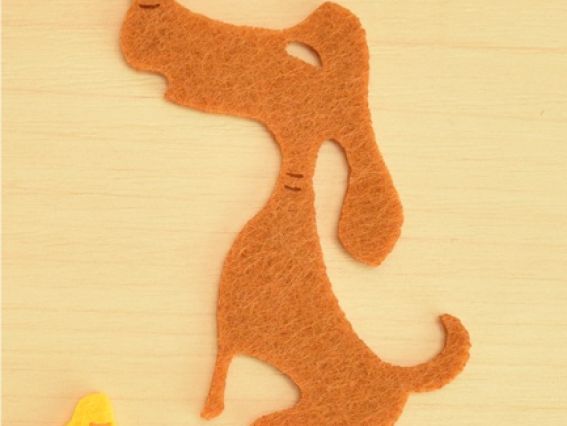 коричневый