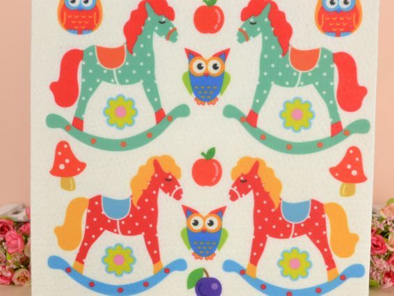 Фетр с рисунком №08 лошадки, 2 мм 25х25 см Фетр с рисунком №08 лошадки, 2 мм 25х25 см