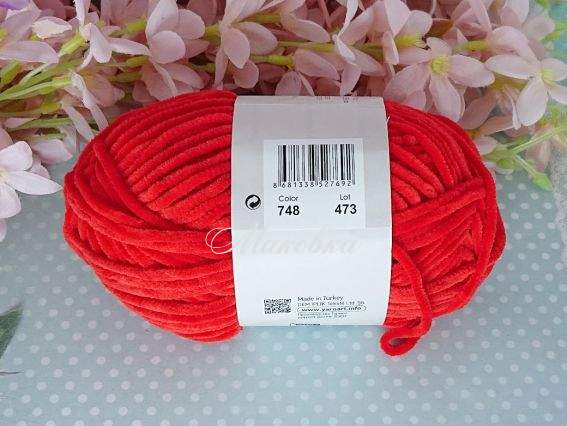 748 червоний