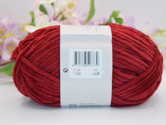 752 бордовий