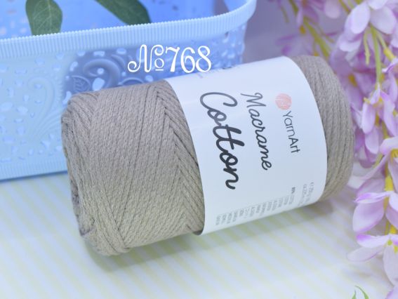 768 кава з молоком